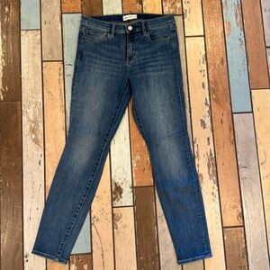 Women’s Gap 1969 Tre Skinny jeans